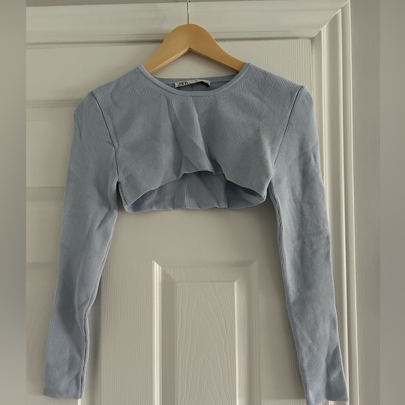 Light blue crop top - Picture 1 of 3